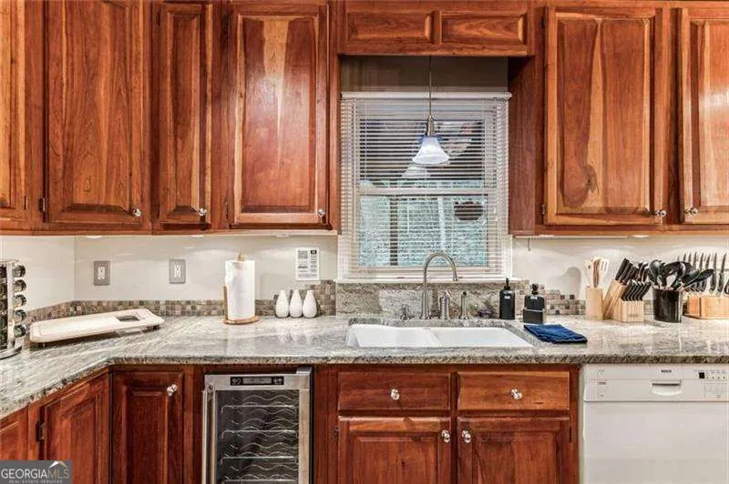 889 Granny Branch DR Blue Ridge, GA 30513