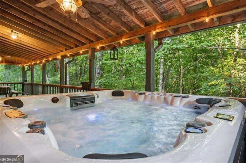 889 Granny Branch DR Blue Ridge, GA 30513
