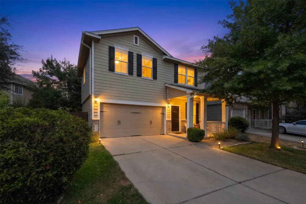 1704 Comfort Lane Austin, TX 78748