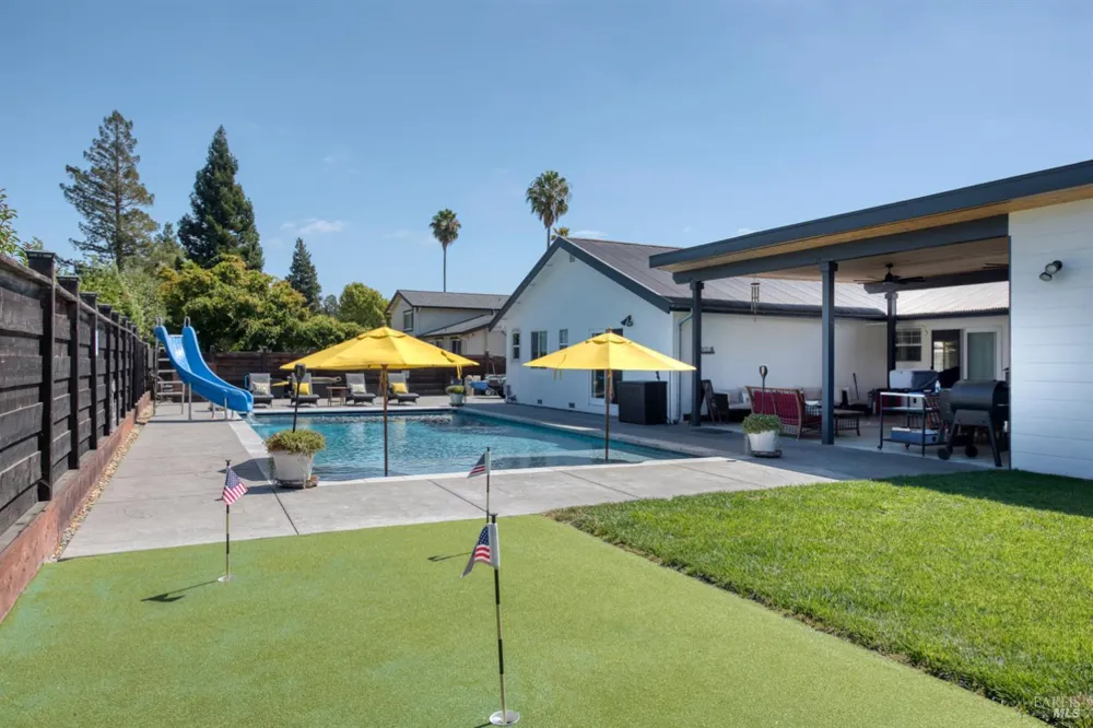 3366 Linda Mesa Way Napa, CA 94558