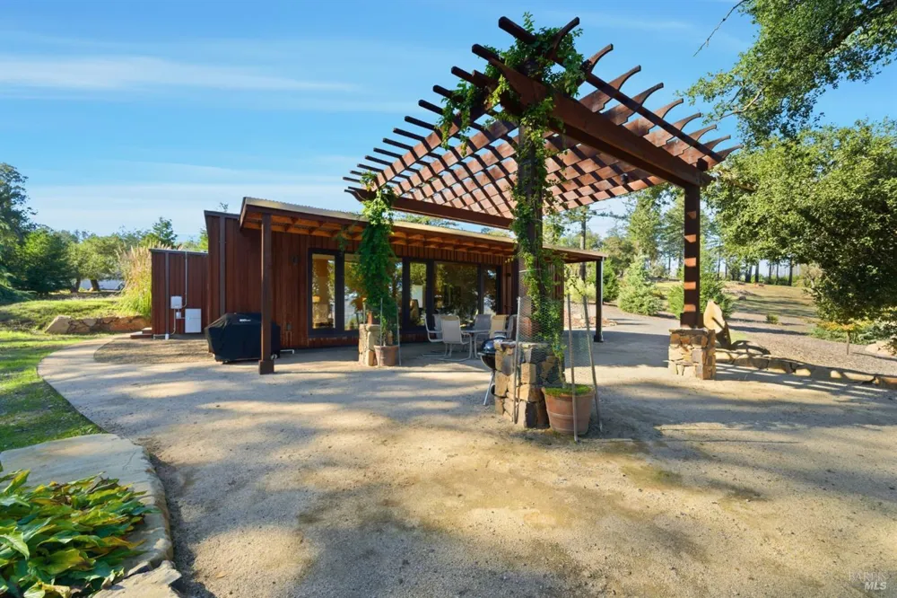 2759 Bennett Ridge Road Santa Rosa, CA 95404