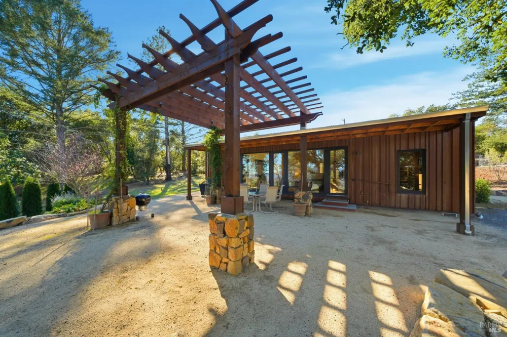 2759 Bennett Ridge Road Santa Rosa, CA 95404
