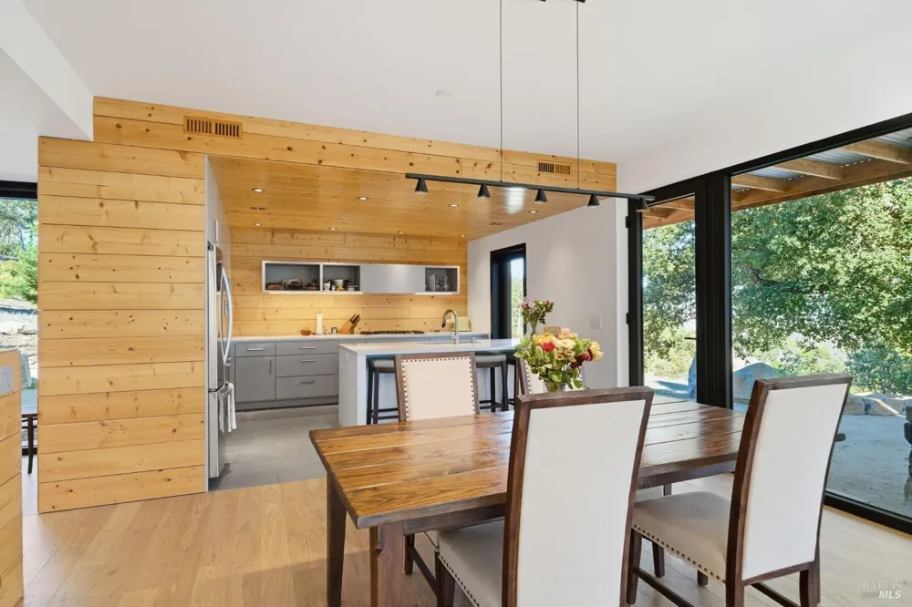 2759 Bennett Ridge Road Santa Rosa, CA 95404