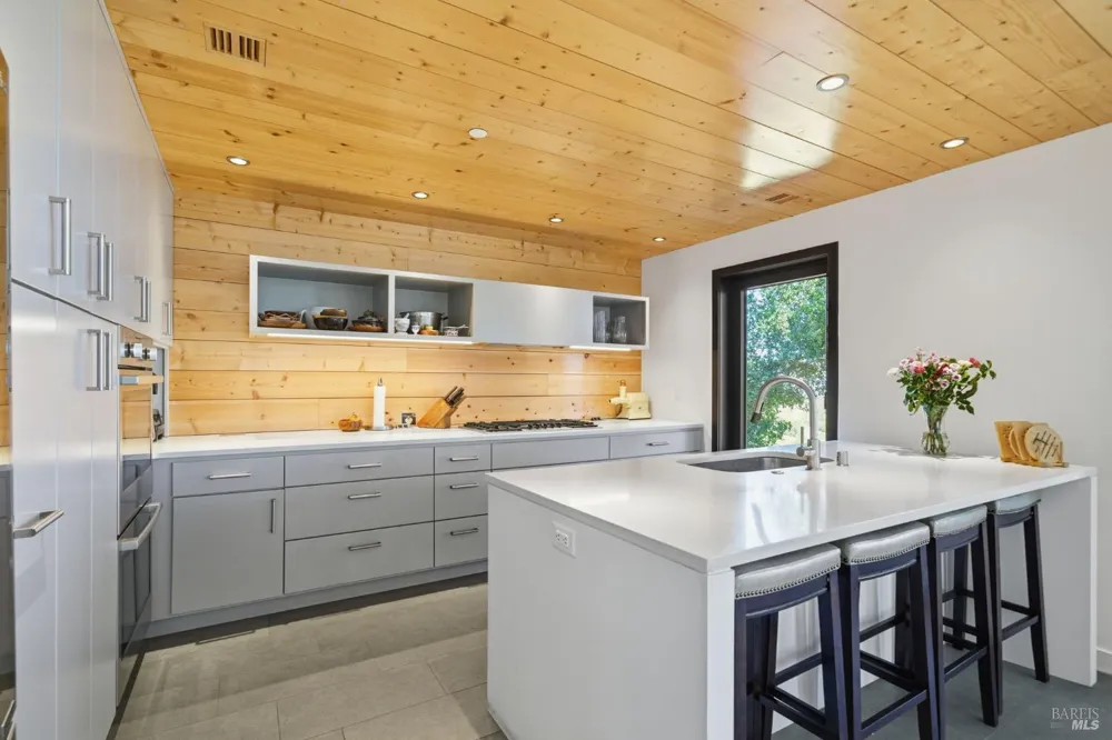 2759 Bennett Ridge Road Santa Rosa, CA 95404