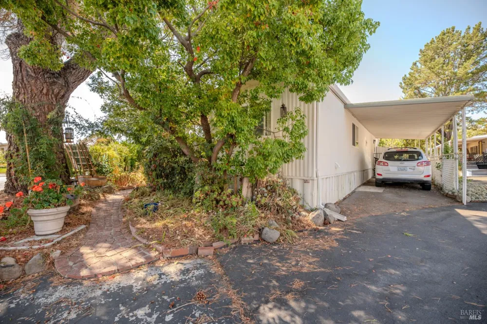 234 E Seven Flags Circle Sonoma, CA 95476