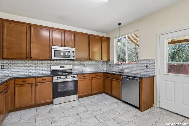 11903 Dove Ranch San Antonio, TX 78254