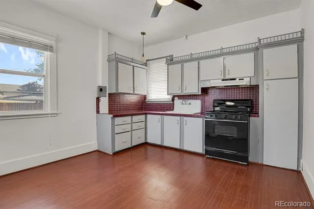 107 30th Street Colorado Springs, CO 80904