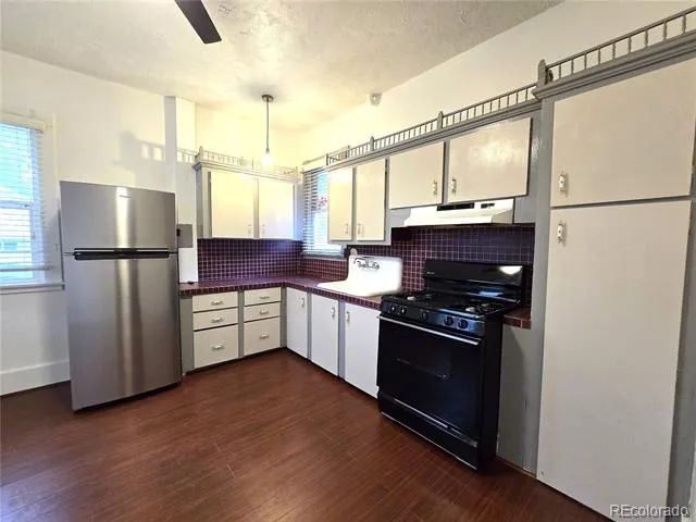 107 30th Street Colorado Springs, CO 80904