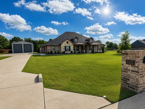 1231 Christie Lane