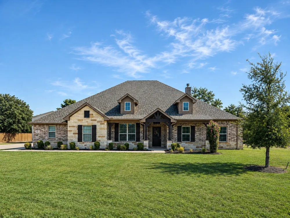1231 Christie Lane Terrell, TX 75161