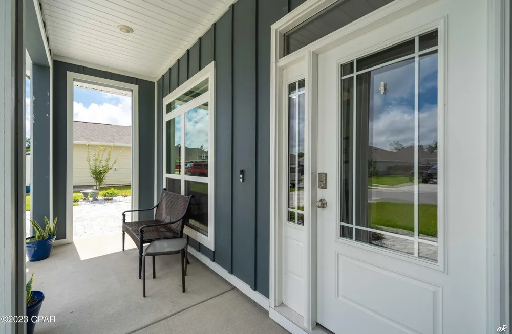 145 Martingale Lp Lynn Haven, FL 32444