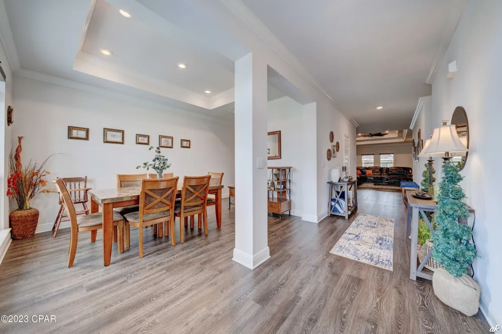 145 Martingale Lp Lynn Haven, FL 32444