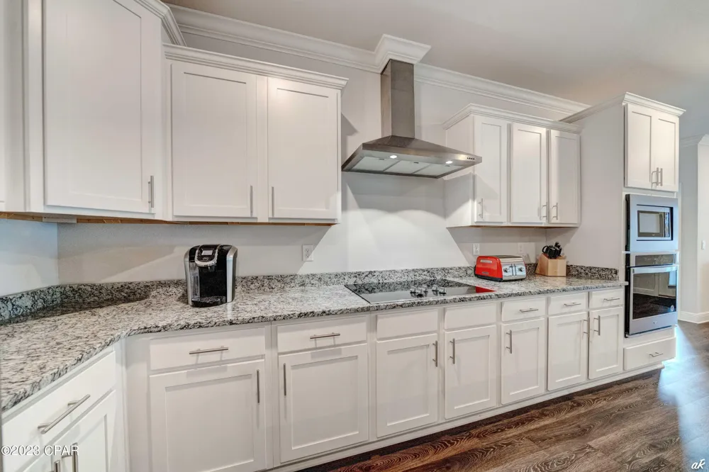145 Martingale Lp Lynn Haven, FL 32444