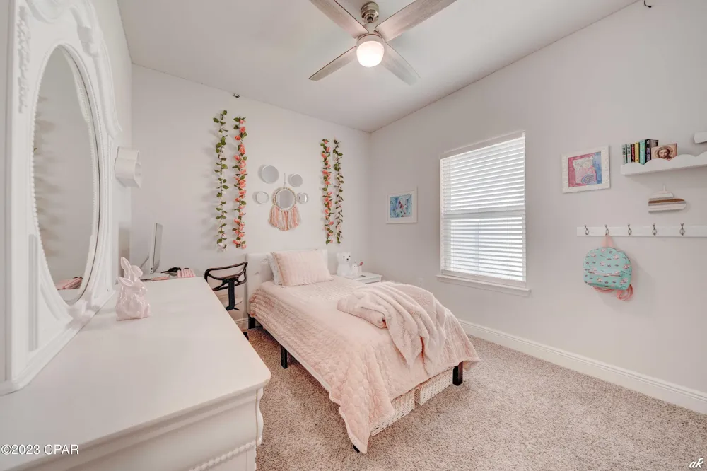 145 Martingale Lp Lynn Haven, FL 32444
