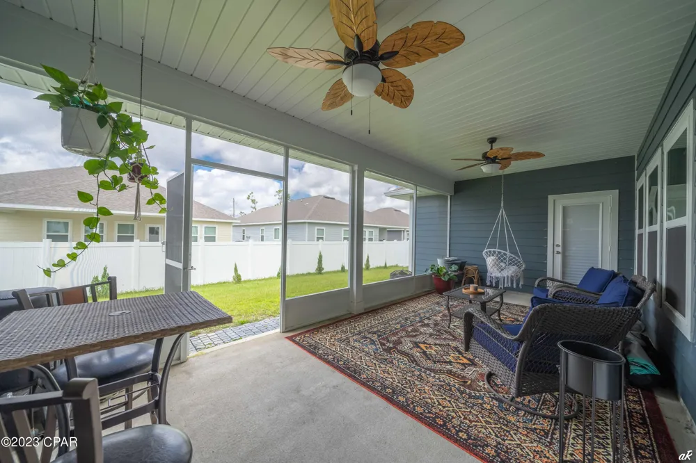 145 Martingale Lp Lynn Haven, FL 32444