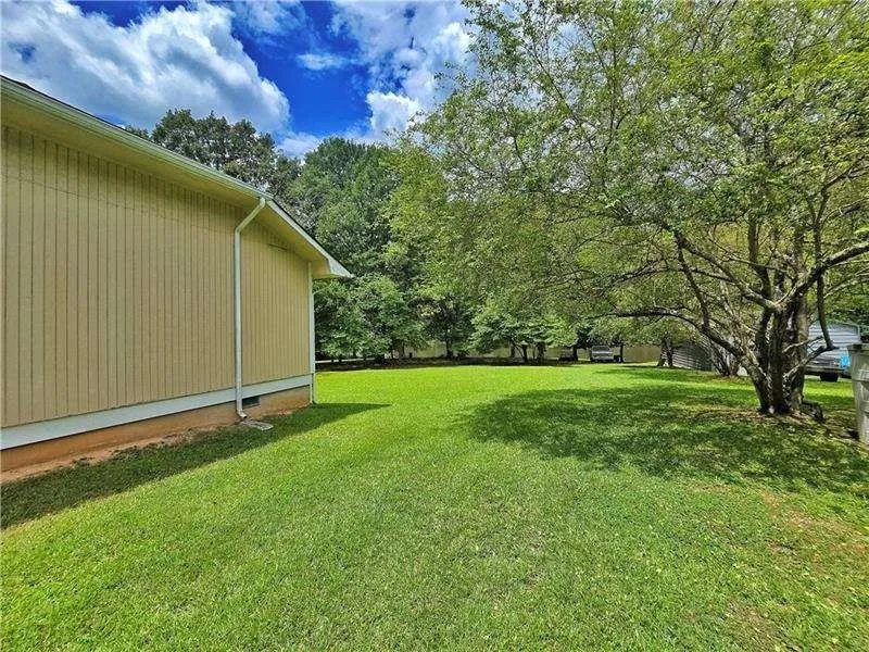 120 ASPEN LAKE DRIVE Newnan, GA 30263