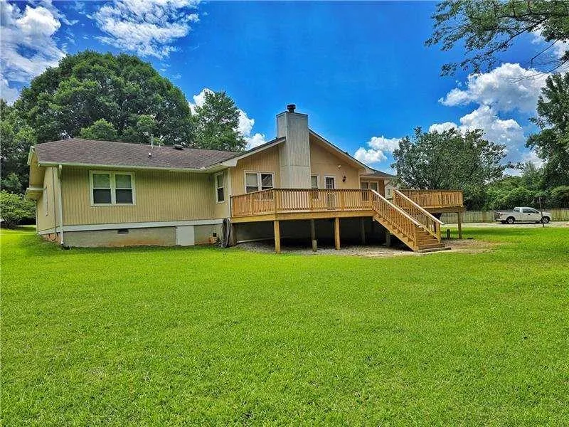 120 ASPEN LAKE DRIVE Newnan, GA 30263