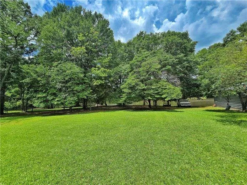 120 ASPEN LAKE DRIVE Newnan, GA 30263