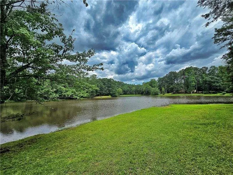 120 ASPEN LAKE DRIVE Newnan, GA 30263