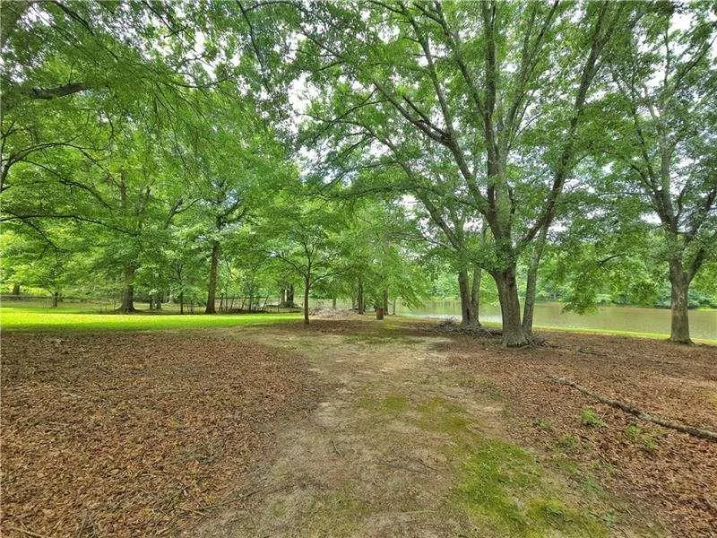 120 ASPEN LAKE DRIVE Newnan, GA 30263