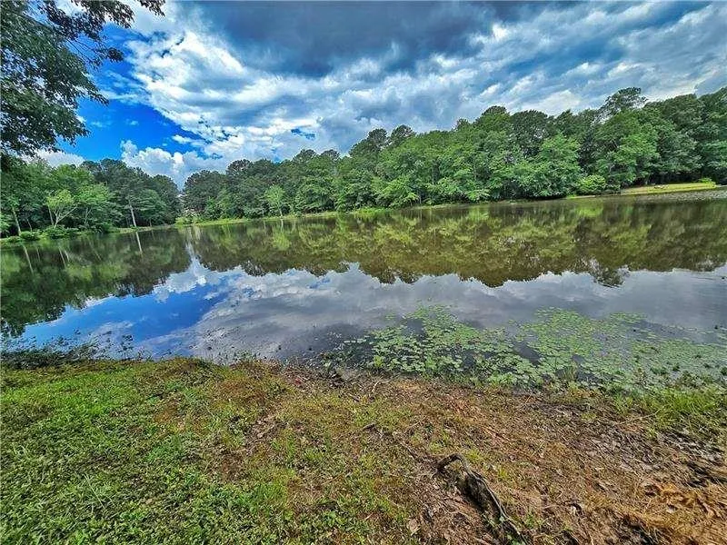 120 ASPEN LAKE DRIVE Newnan, GA 30263