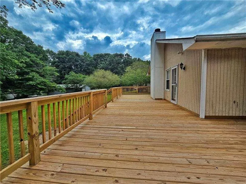 120 ASPEN LAKE DRIVE Newnan, GA 30263
