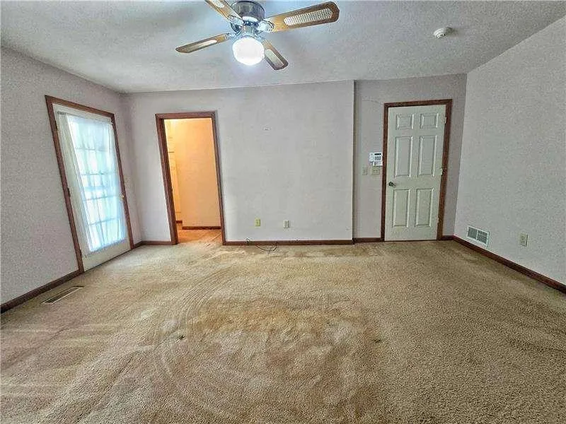 120 ASPEN LAKE DRIVE Newnan, GA 30263