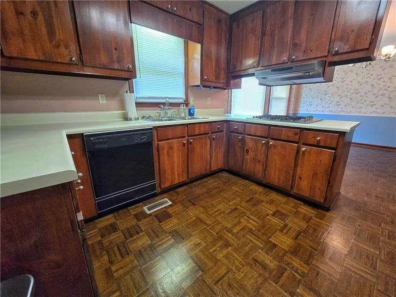 120 ASPEN LAKE DRIVE Newnan, GA 30263