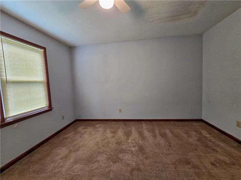 120 ASPEN LAKE DRIVE Newnan, GA 30263