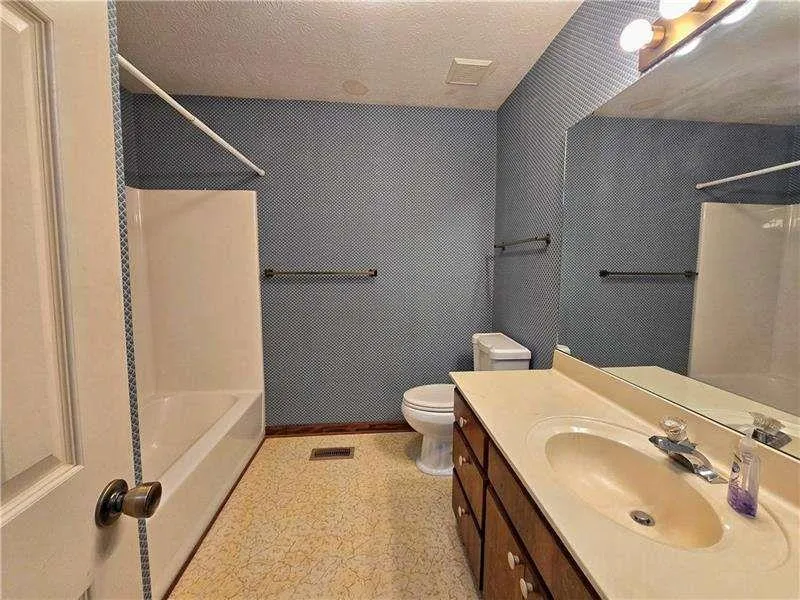 120 ASPEN LAKE DRIVE Newnan, GA 30263