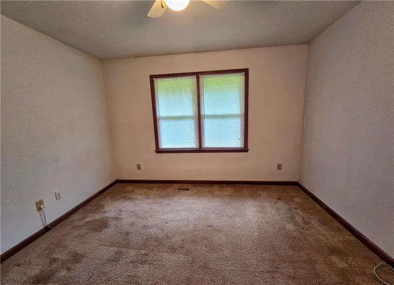 120 ASPEN LAKE DRIVE Newnan, GA 30263