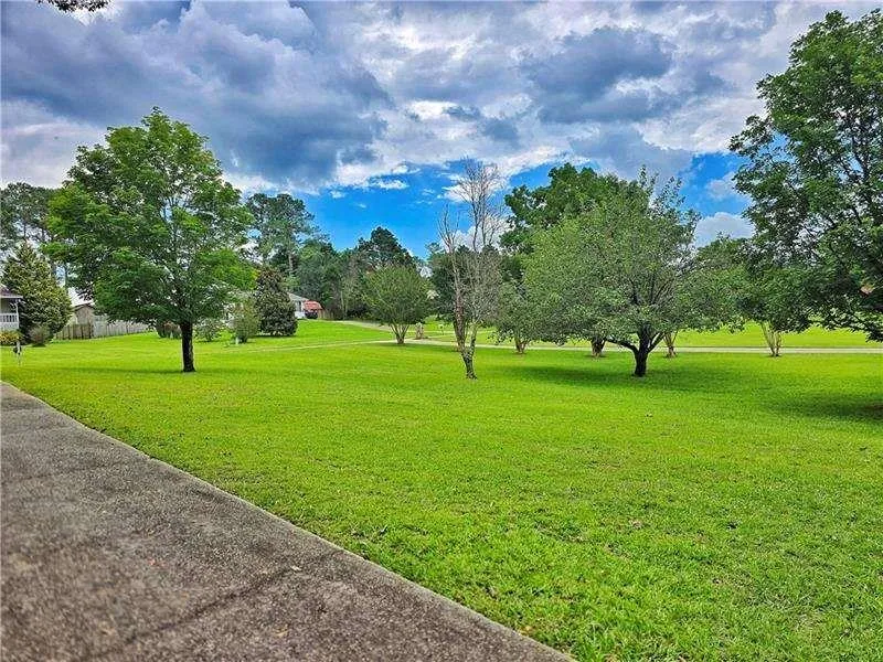 120 ASPEN LAKE DRIVE Newnan, GA 30263