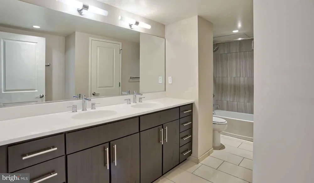 1815 JOHN F KENNEDY BOULEVARD #2701 Philadelphia, PA 19103