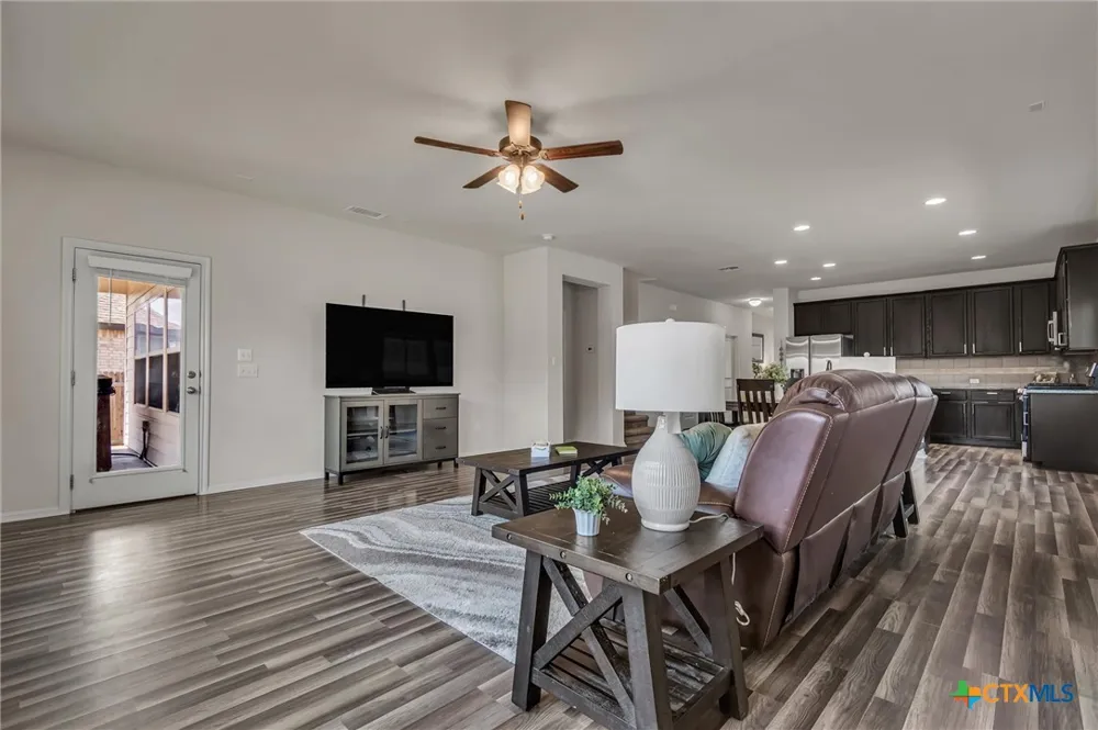 139 Billowing Way Kyle, TX 78640