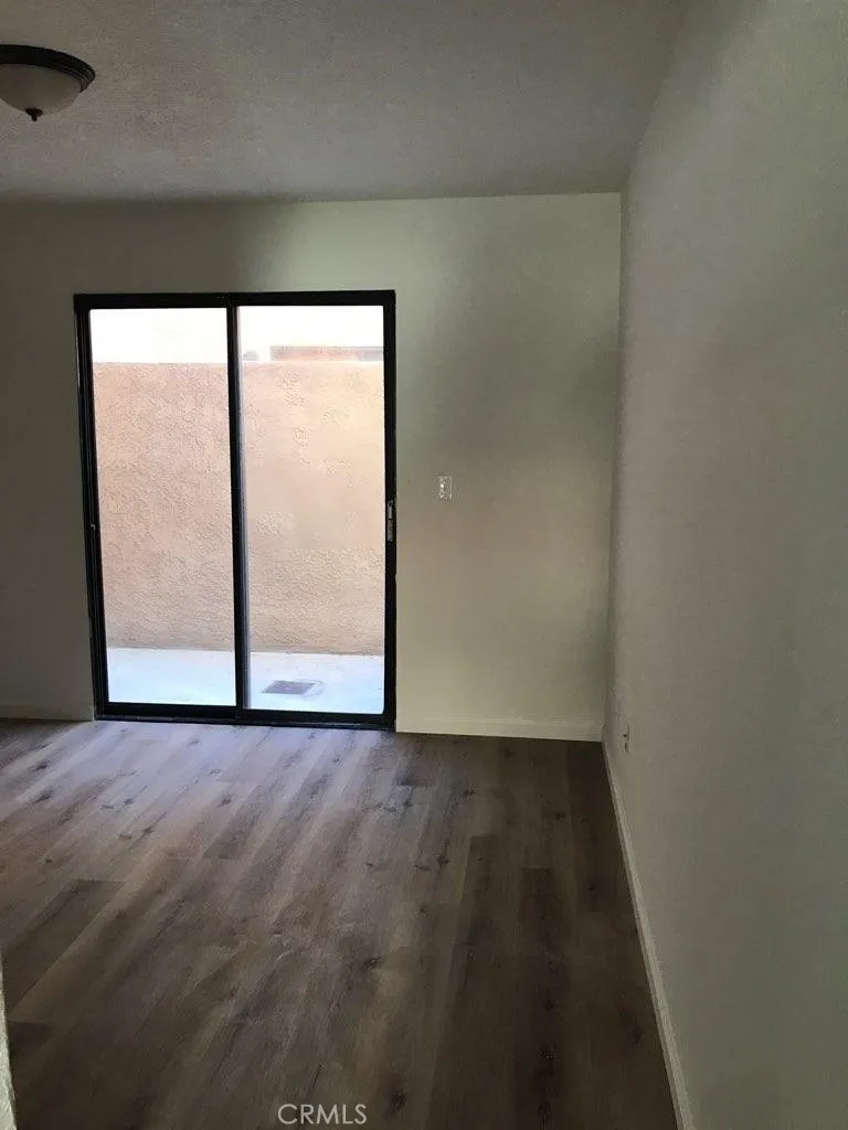 1800 W Avenue J15 #4 Lancaster, CA 93534