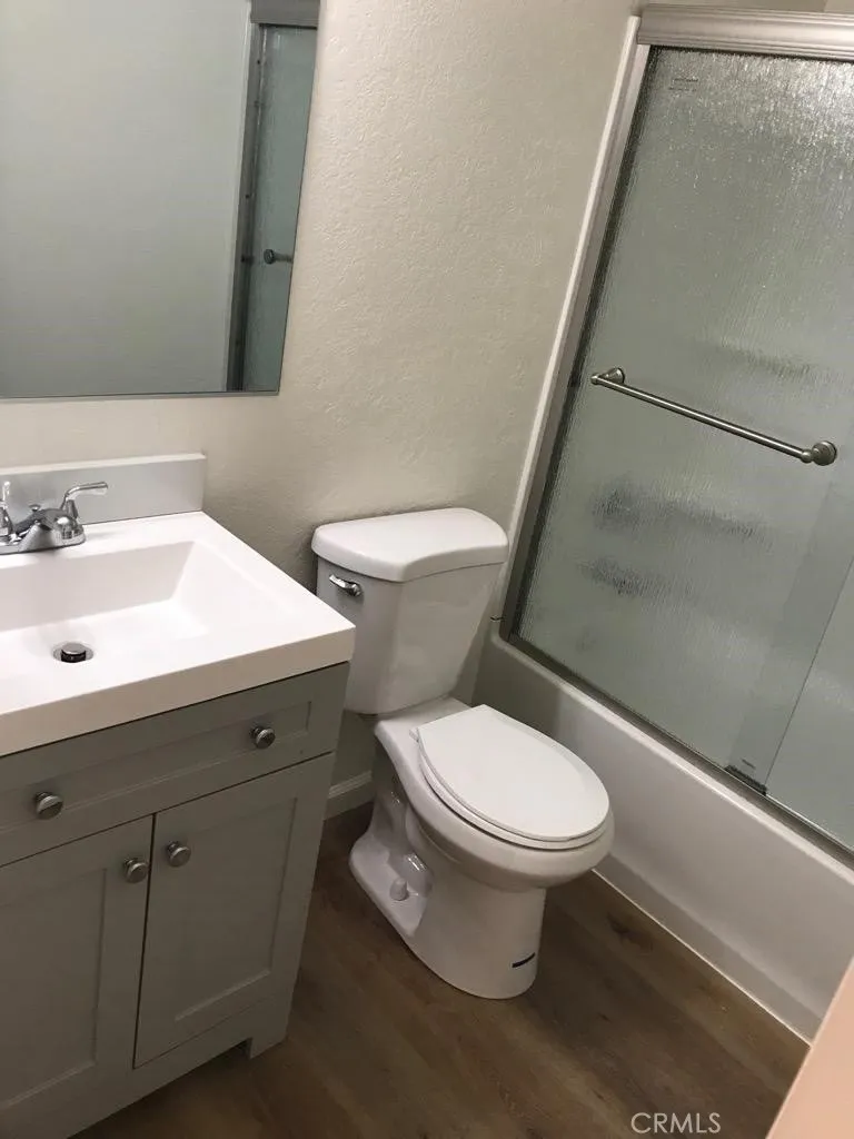 1800 W Avenue J15 #4 Lancaster, CA 93534