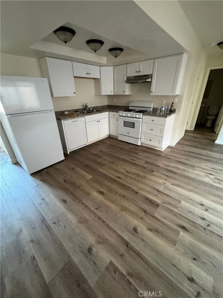 1800 W Avenue J15 #4 Lancaster, CA 93534