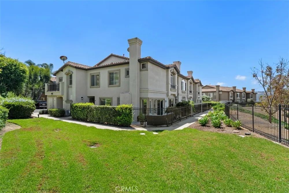 65 Vellisimo Aliso Viejo, CA 92656