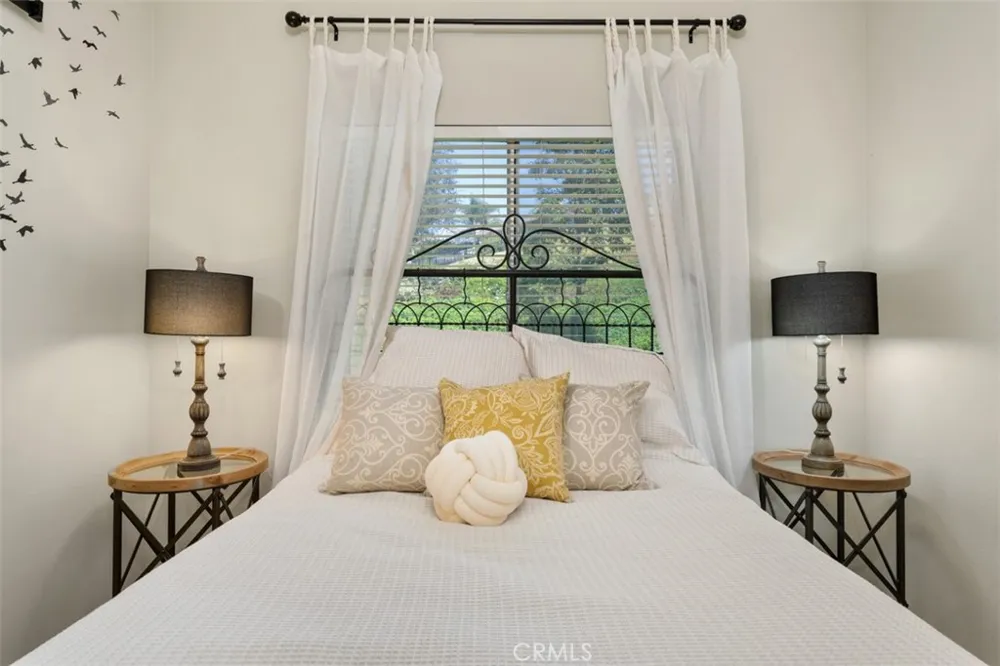 65 Vellisimo Aliso Viejo, CA 92656
