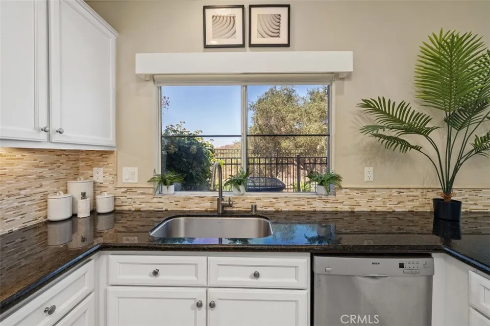 65 Vellisimo Aliso Viejo, CA 92656