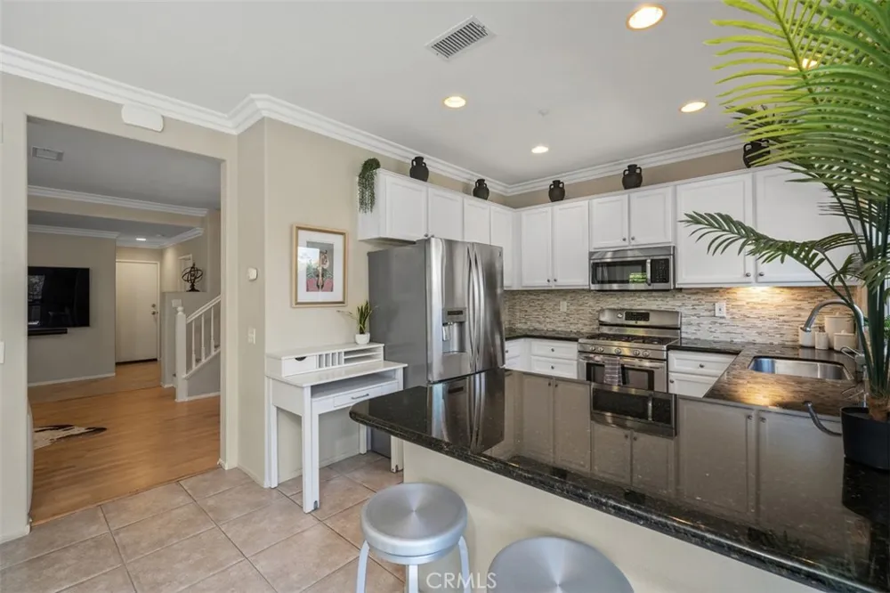 65 Vellisimo Aliso Viejo, CA 92656