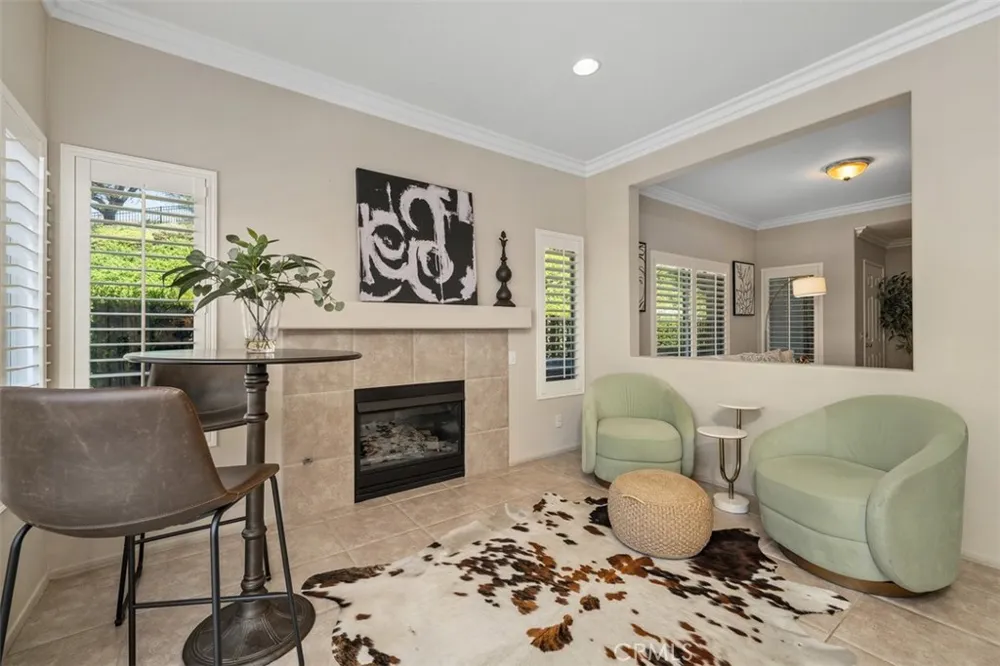 65 Vellisimo Aliso Viejo, CA 92656
