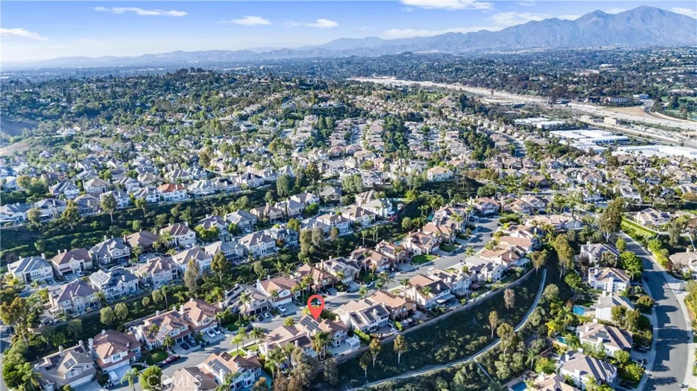 27088 Ironwood Drive Laguna Hills, CA 92653