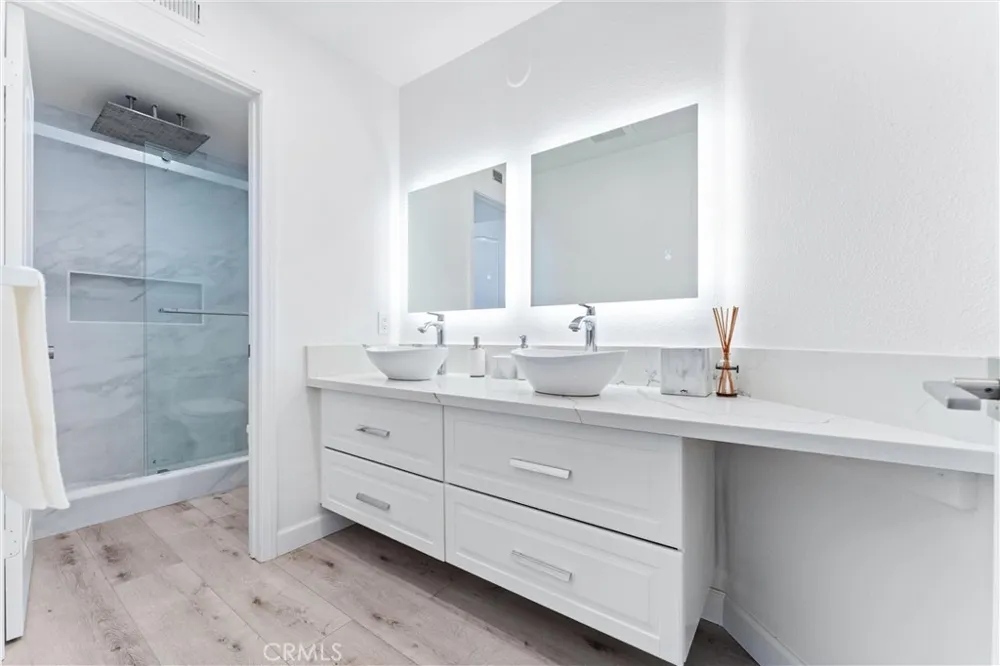 27088 Ironwood Drive Laguna Hills, CA 92653