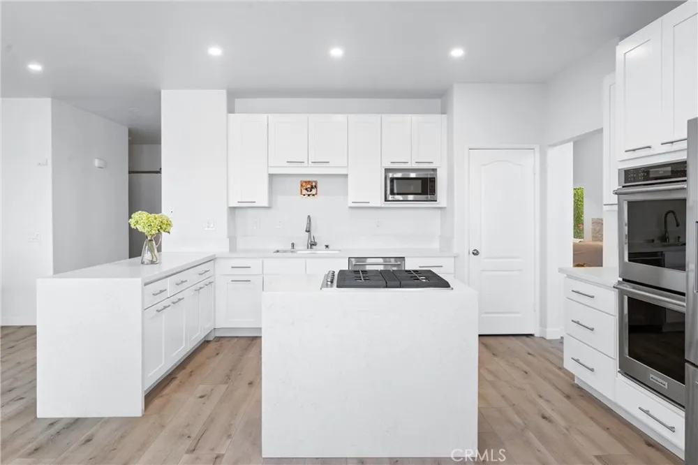 27088 Ironwood Drive Laguna Hills, CA 92653