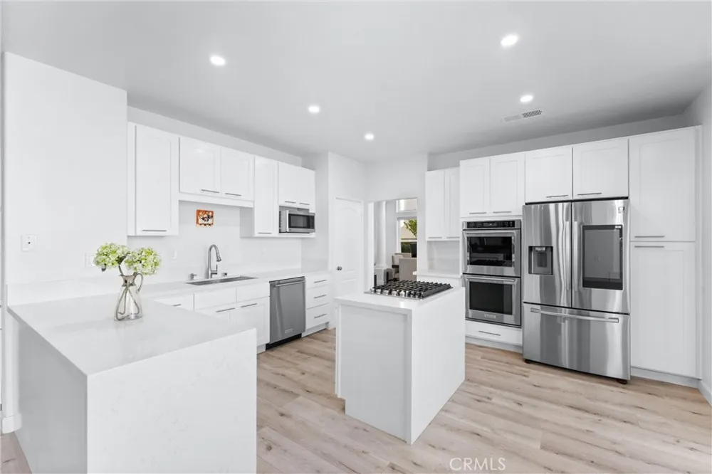 27088 Ironwood Drive Laguna Hills, CA 92653