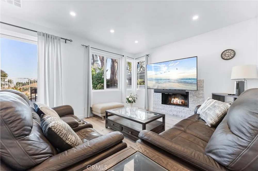 27088 Ironwood Drive Laguna Hills, CA 92653