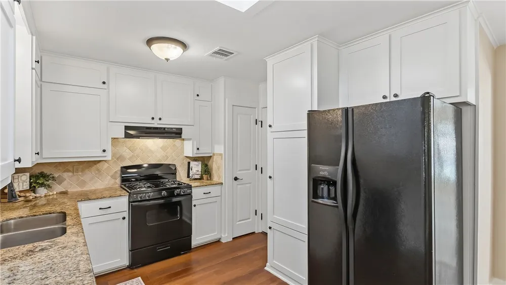1404 Esther Boulevard Bryan, TX 77802