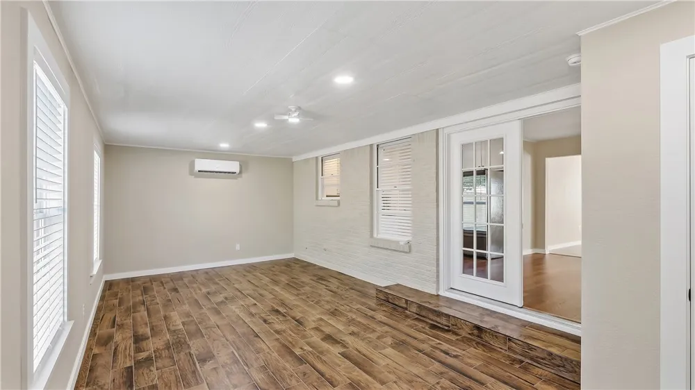 1404 Esther Boulevard Bryan, TX 77802