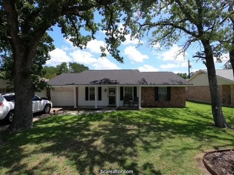 3105 Heatherwood Drive